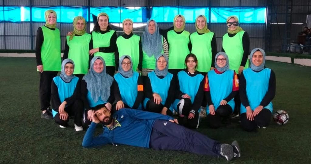 Şarkikaraağaç Alyazmaspor büyük ilgi görüyor