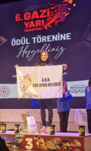 Türkiye’nin atletizmdeki yeni umudu Deniz Koyuncu oldu!