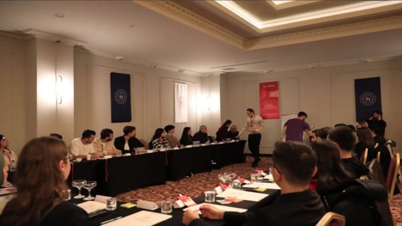 Gençlerin Sesi Politika Belgesinde Hayat Buluyor