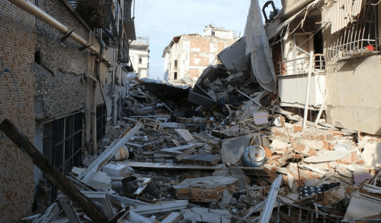 Deprem bölgesindeki vergi süreleri güncellendi