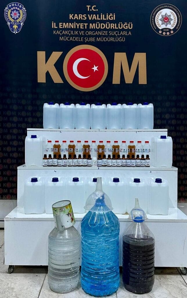 Kars’ta KOM ekipleri yılbaşı öncesi sahte içki ele geçirdi – Birlik Haber Ajansı