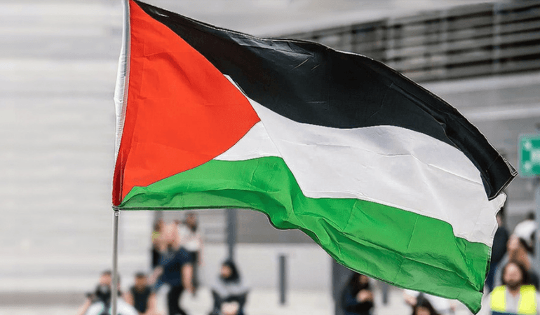 Dublin’de Filistin’e destek yürüyüşü