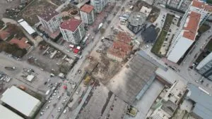 Konya’da 2 kişinin öldüğü bina çökmesi olayıyla ilgili 6 kişi tutuklandı – Birlik Haber Ajansı