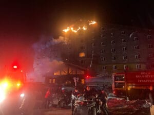 Bolu Kartalkaya’da otel yangını – Birlik Haber Ajansı