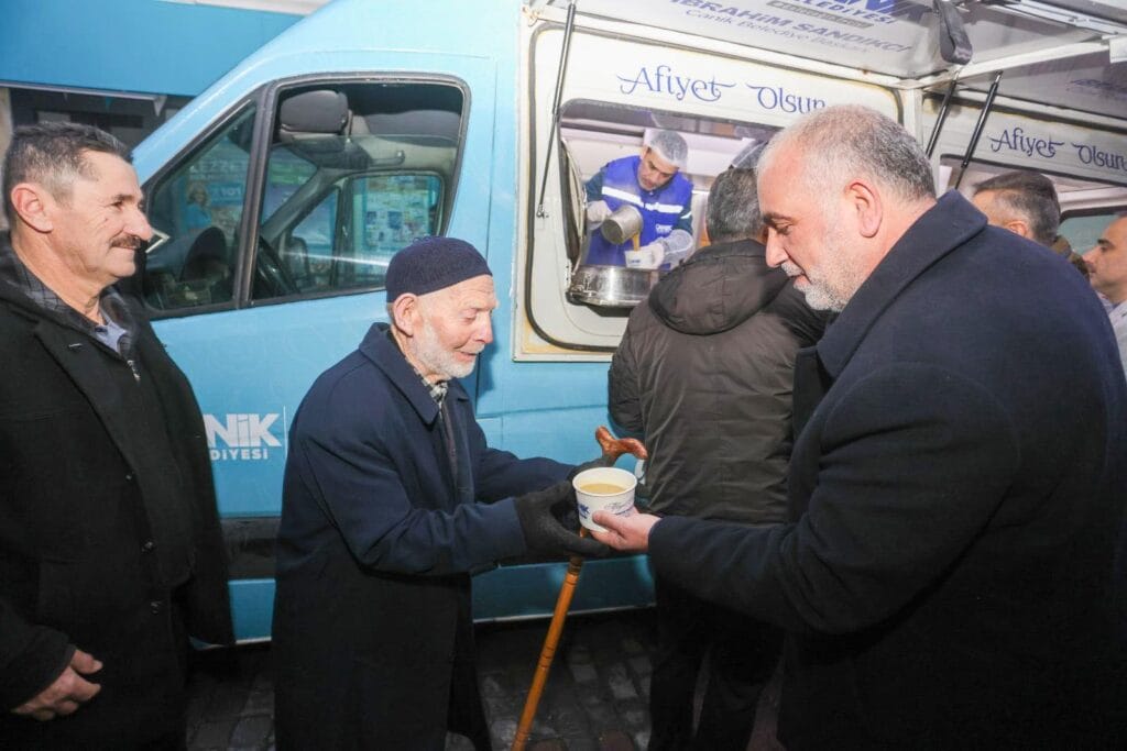 Canik Belediyesinden vatandaşlara sıcak çorba hizmeti – Birlik Haber Ajansı