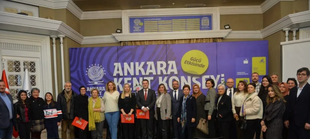 AKK’den Ankara’nın dijital yolcuğu için önemli adım: “Dijital Dönüşüm Meclisi” – Birlik Haber Ajansı