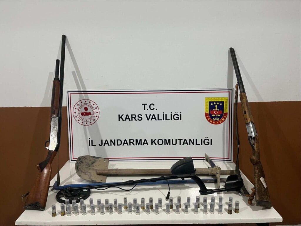 Kars’ta izinsiz kazı yapan 3 kişi yakalandı – Birlik Haber Ajansı