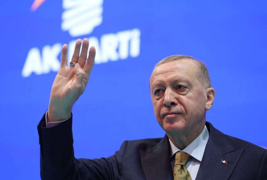 Cumhurbaşkanı Erdoğan, AK Parti Genel Başkanlığına yeniden seçildi – Birlik Haber Ajansı