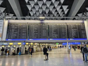 Frankfurt Havalimanı’nda uçuşlar iptal edildi – Birlik Haber Ajansı