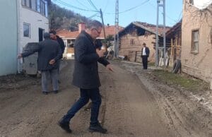 Ağır tonajlı araçlar mahalleliyi tedirgin ediyor – Birlik Haber Ajansı