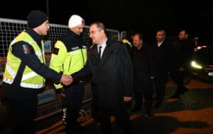 Yeni yıla görevi başında giren personeli yalnız bırakmadılar – Birlik Haber Ajansı