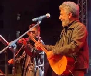Ali Kınık ve Âşık Sefai Kumluca’da coşkulu dolu konser verdi – Birlik Haber Ajansı