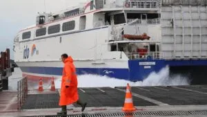 Gökçeada ve Bozcaada seferleri aksadı – Birlik Haber Ajansı