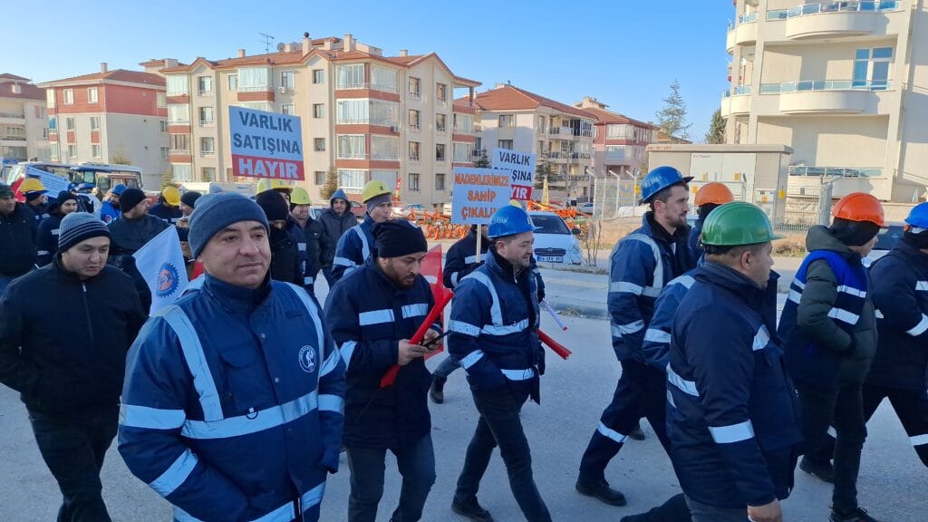 Maden ve termik santral işçileri, yürüyüş eylemine yeniden başladı – Birlik Haber Ajansı