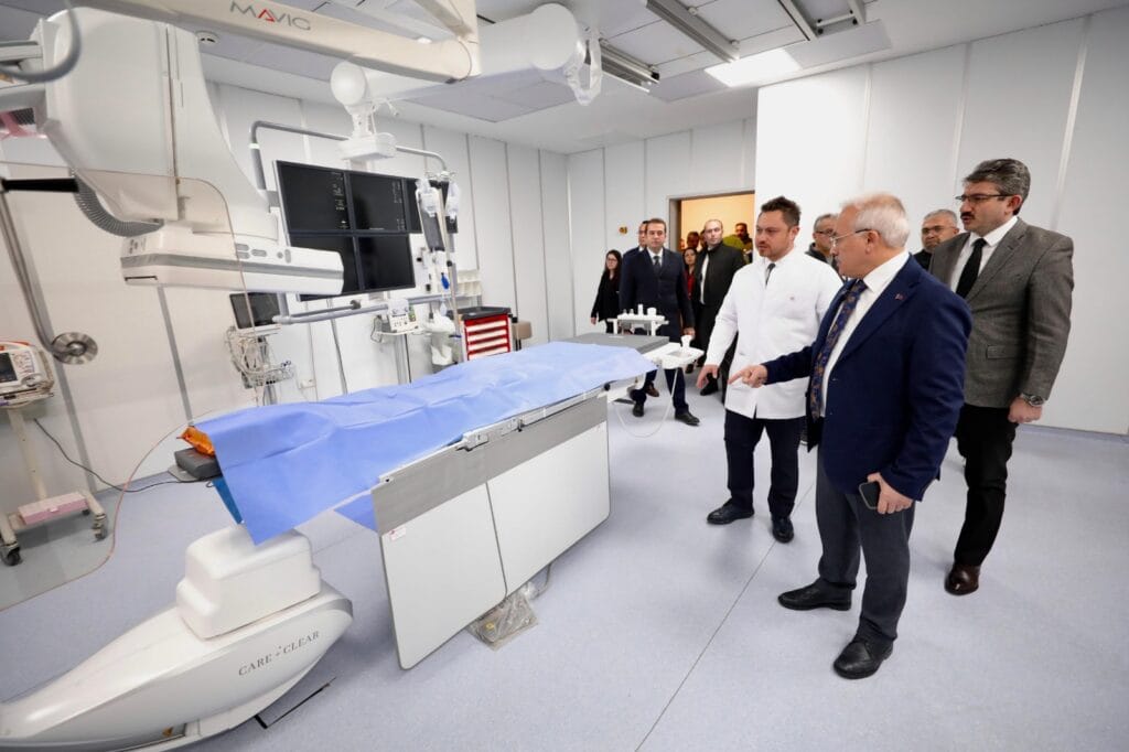 Aksaray Eğitim ve Araştırma Hastanesinde 2. Anjiyografi ünitesi devreye alındı