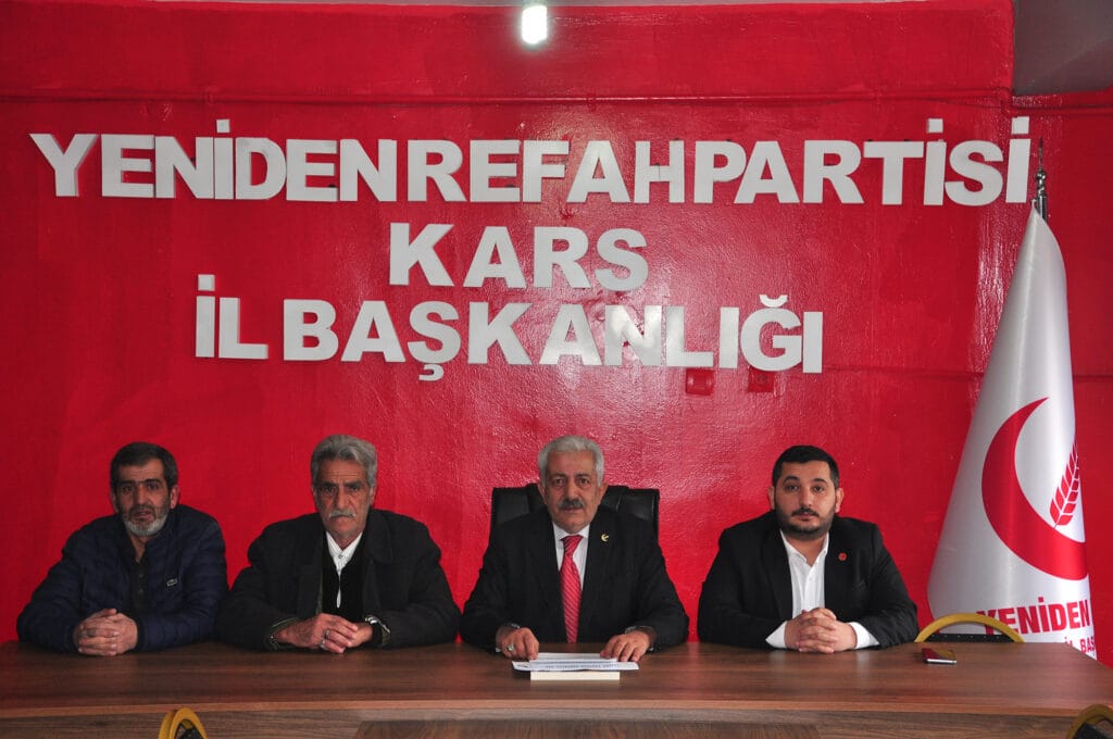 Kars YRP Başkanı İbrahim Çelik, basın toplantısı düzenledi – Birlik Haber Ajansı
