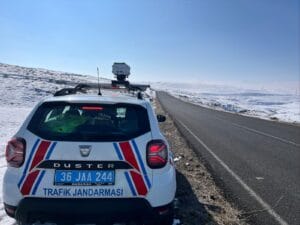 Kars’ta jandarma trafik ekipleri radarla hız denetimi yaptı – Birlik Haber Ajansı