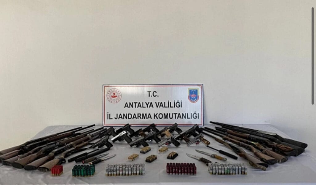 Gazipaşa’da eş zamanlı baskın! 18 kişi gözaltına alındı – Birlik Haber Ajansı