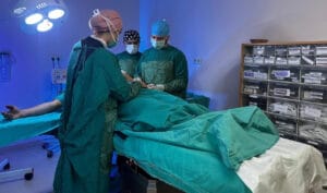 SDÜ plastik cerrahisi bölgeye hitap ediyor – Birlik Haber Ajansı