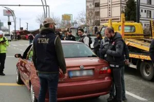 Rize’de okul çevrelerinde güvenlik uygulamaları devam ediyor – Birlik Haber Ajansı