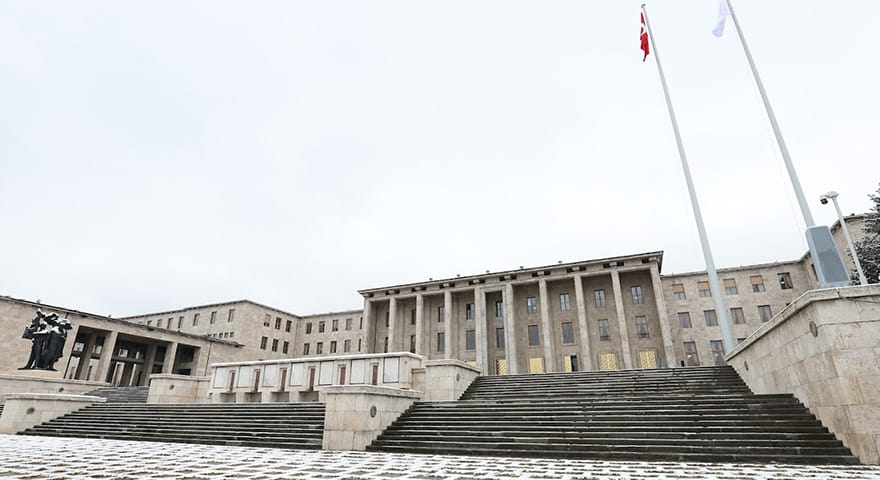 TBMM'de Bu Hafta Hangi Kanunlar Görüşülecek?