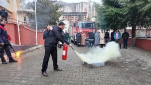Gümüşhane Belediyesinden yangınlara karşı bilinçlendirme çalışmaları – Birlik Haber Ajansı