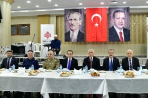 Trabzon Valisi Aziz Yıldırım, Şalpazarı’nda iftar programına katıldı – Birlik Haber Ajansı