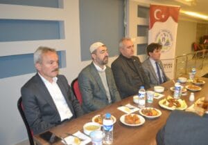 Fidanbaşı Tımara ve Sis Dağı Eğitim Derneğinde iftar yemeği – Birlik Haber Ajansı