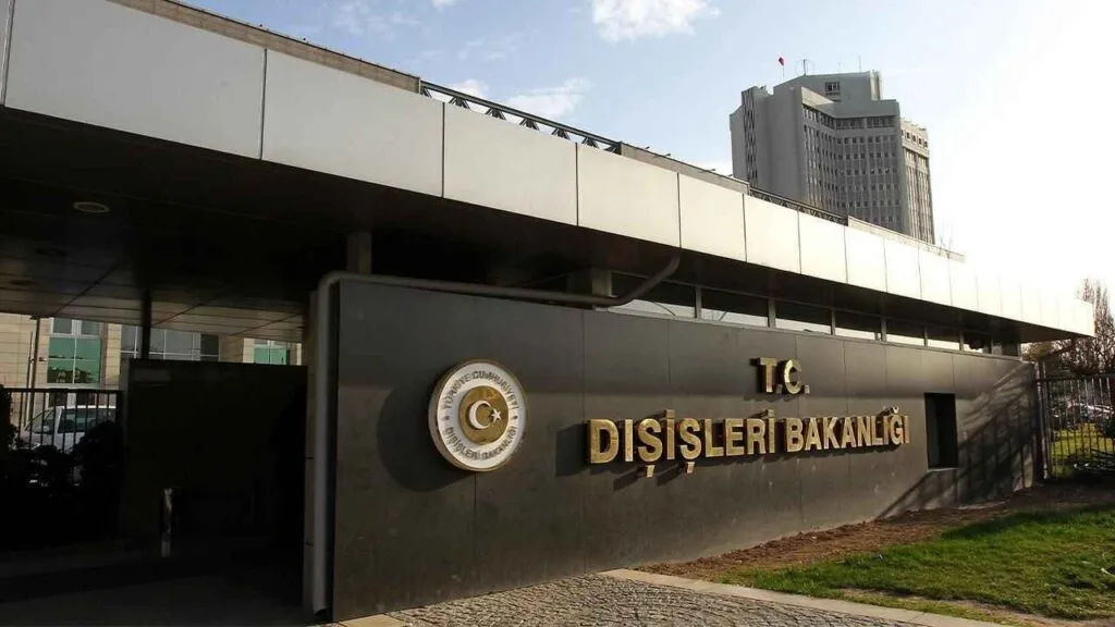 Dışişleri Bakanlığı: Ege ve Doğu Akdeniz'de oldubittiye izin yok