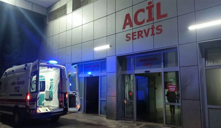 Kars’ta kontrolden çıkan araç takla attı: Kazada 5 kişi yaralı! – Birlik Haber Ajansı