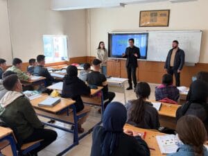 Sarıkamış Kaymakamı Aslantatar’ın okul ziyaretleri sürüyor – Birlik Haber Ajansı