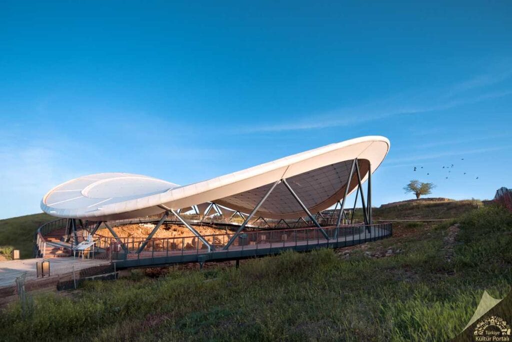 Göbeklitepe ziyaretçi akınına uğruyor: Tarihin sıfır noktası 3,5 milyon turist ağırladı – Birlik Haber Ajansı