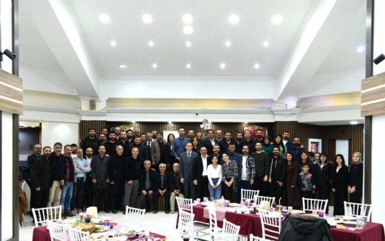 Vangölü Gazeteciler Cemiyeti’nin iftar programına yoğun ilgi – Birlik Haber Ajansı