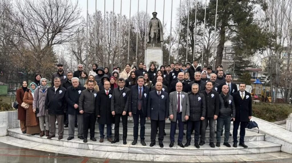 Isparta’da Mali Müşavir ve Muhasebeciler Haftası’nda Vali Erin’e ziyaret – Birlik Haber Ajansı