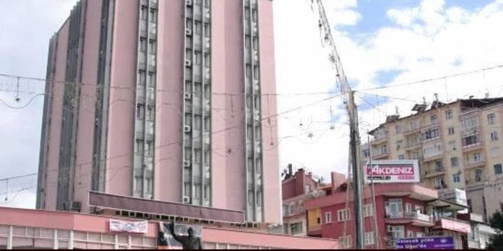 Isparta Oteli’nin durumu hakkında açıklama yaptı – Birlik Haber Ajansı