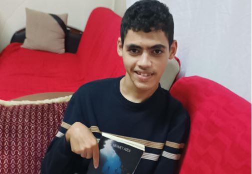 Engel tanımayan şair Ağca’dan şiir kitabı – Birlik Haber Ajansı