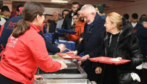 Isparta Belediyesi binlerce vatandaşı iftar sofrasında buluşturuyor – Birlik Haber Ajansı
