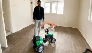 Komşuları taşındığını sandı, evine döndüğünde hayatının şokunu yaşadı – Birlik Haber Ajansı