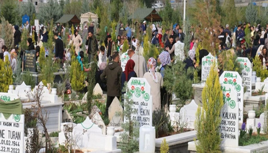 Batman’da Bayramda mezarlık ziyaretleri yoğun ilgi gördü – Birlik Haber Ajansı