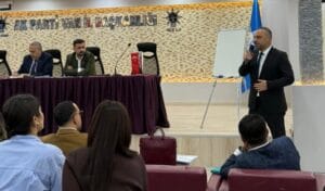 Van Havalimanı’nın kapanma konusuna AK Parti el attı! – Birlik Haber Ajansı