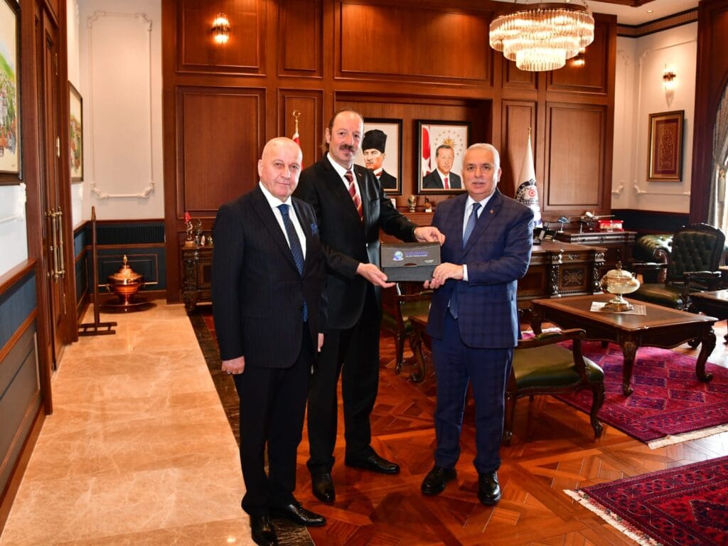 Başkan Semiz Vali Yıldırım’ı ziyaret etti – Birlik Haber Ajansı