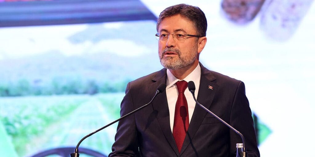 Bakan Yumaklı’dan hayvancılık yapanlara çağrı: “Kolay olanı seçin, aşılamaya geçin” – Birlik Haber Ajansı