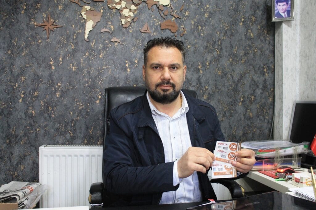 Sivas Emlakçılar Birliğinden ihtiyaçlılara alışveriş çeki desteği – Birlik Haber Ajansı