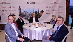 Aydın’da vali ve protokol üyeleri halkla iftar yaptı – Birlik Haber Ajansı