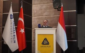 Ankara Bilim Üniversitesi’nde ders: Endonezya Büyükelçisi Purnama Türkiye-Endonezya ilişkilerini anlattı – Birlik Haber Ajansı