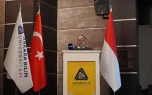 Ankara Bilim Üniversitesi’nde ders: Endonezya Büyükelçisi Purnama Türkiye-Endonezya ilişkilerini anlattı – Birlik Haber Ajansı