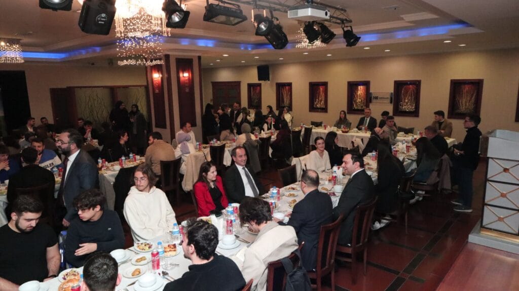 Ankara’daki Rizeli üniversite öğrencileri, RİDEF iftarında buluştu – Birlik Haber Ajansı