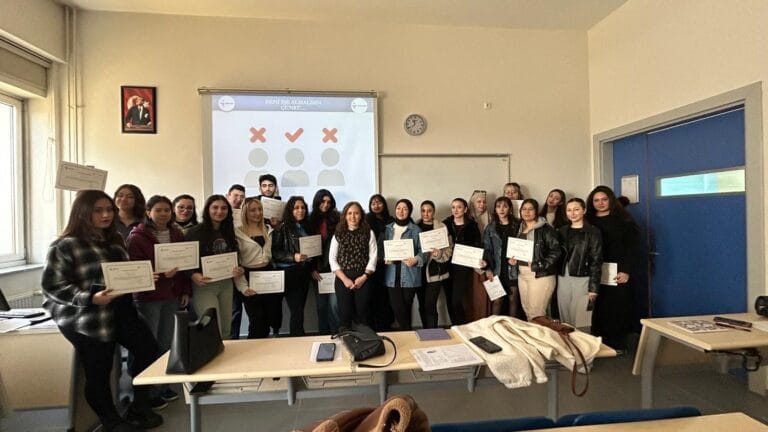 Beypazarı M.Y.O Bankacılık ve Sigortacılık öğrencilerine “İŞKUR” eğitimi – Birlik Haber Ajansı