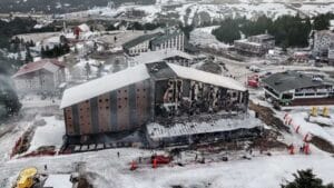 Uludağ’daki otel yangınında hayatını kaybedenlerin sayısı 3’e yükseldi – Birlik Haber Ajansı