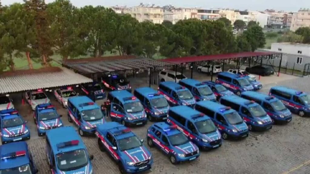 Aydın merkezli dev operasyon: 1,4 milyar TL’lik dolandırıcılık ağı çökertildi – Birlik Haber Ajansı